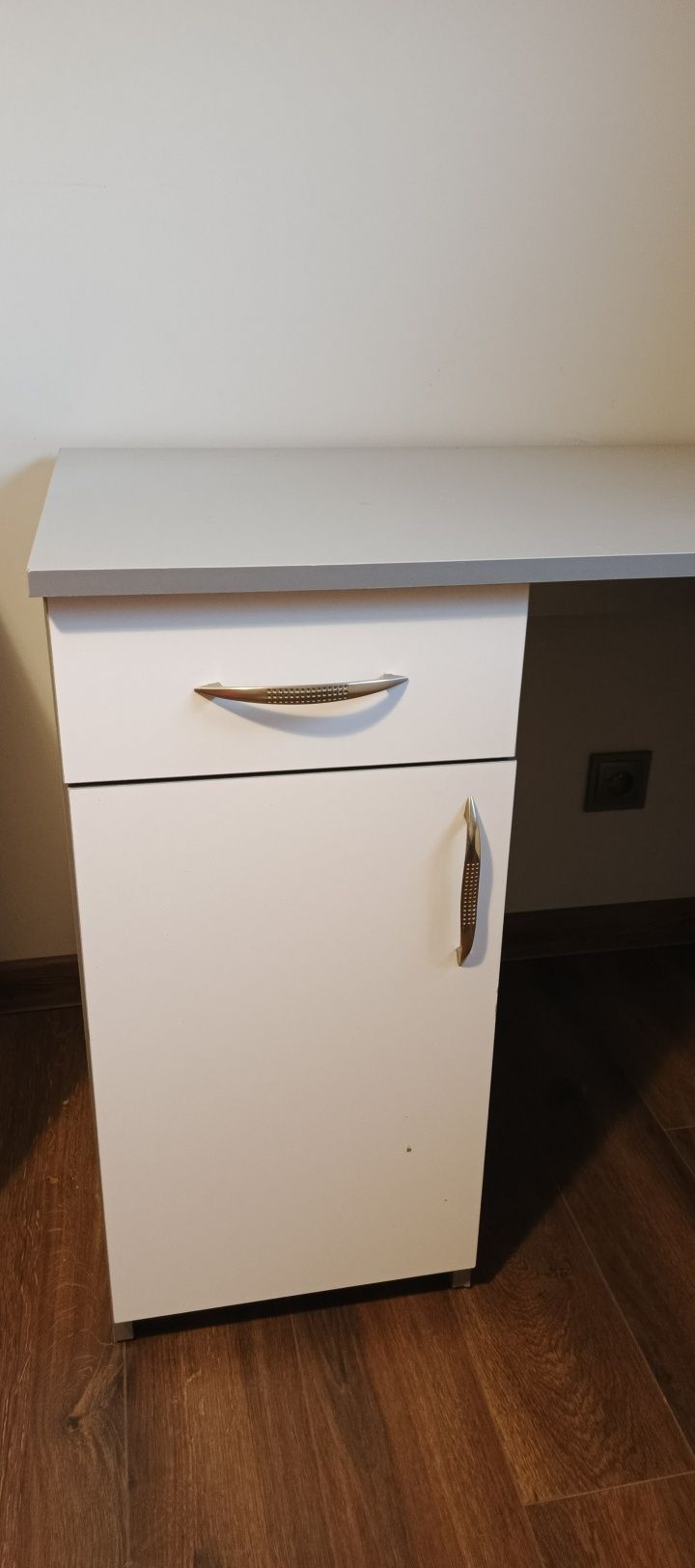 Biurko szaro- białe dziecięce 60x100 odbiór osobisty
