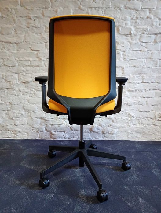 Ergonomiczne krzesło biurowe