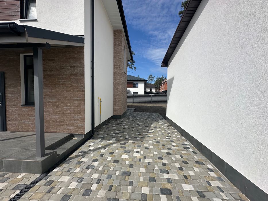 Продам Будинок з Наповненням по вул. Михайловського в Лісовій Бучі.