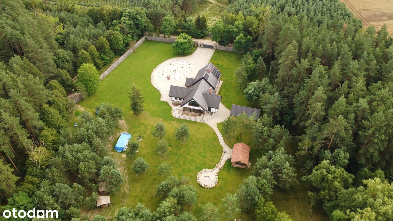 Przestronny , luksusowy  dom  ,Dworek , villa