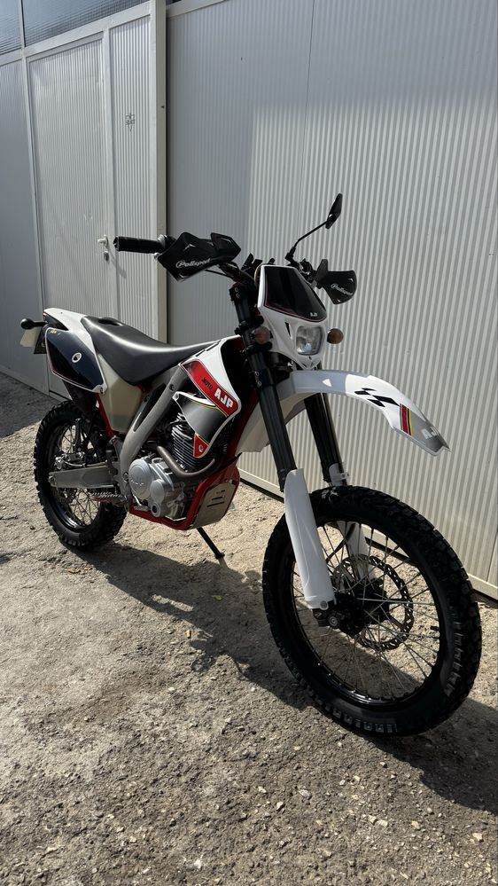 AJP PR3 125cc 2021