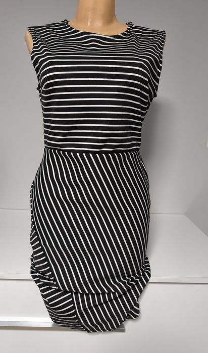 Elegancka ołówkowa sukienka firmy AMISU rozmiar 40