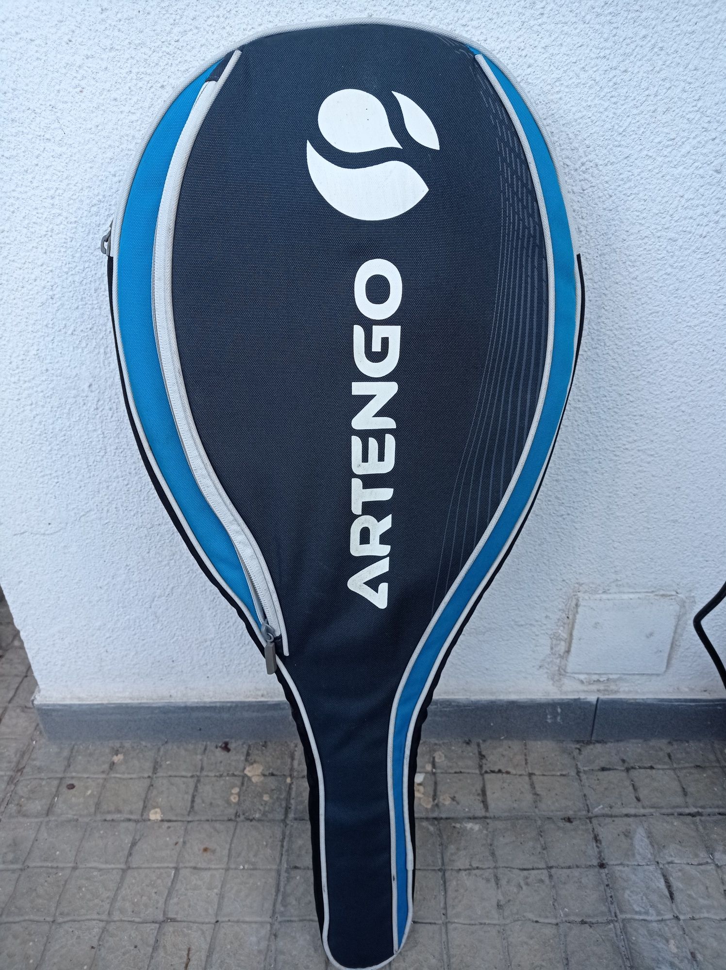 Raquete ténis marca Artengo