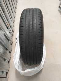 Sprzedam Opony Bridgestone Turanza z 2020 roku o rozmiarze 215/60/R17.