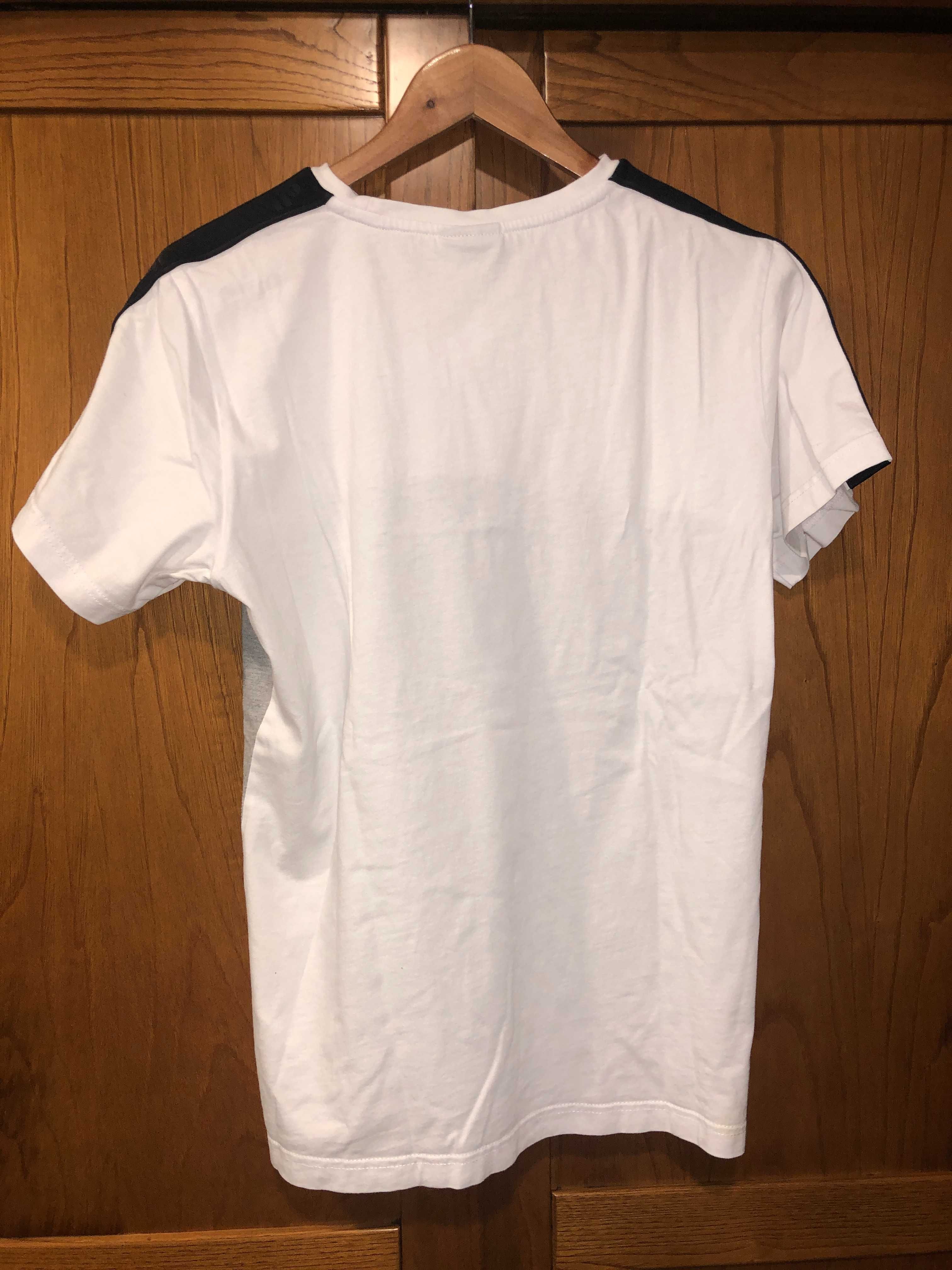 T-Shirt Ellesse em Branco
