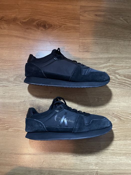 кросівки Calvin Klein 42-43 р