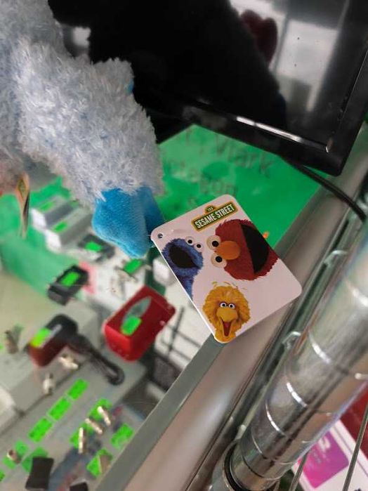 Novidade:Peluche Rua Sésamo Pino 38cm