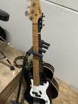 Baixo Vester decada de 90 precision bass cópia Fender