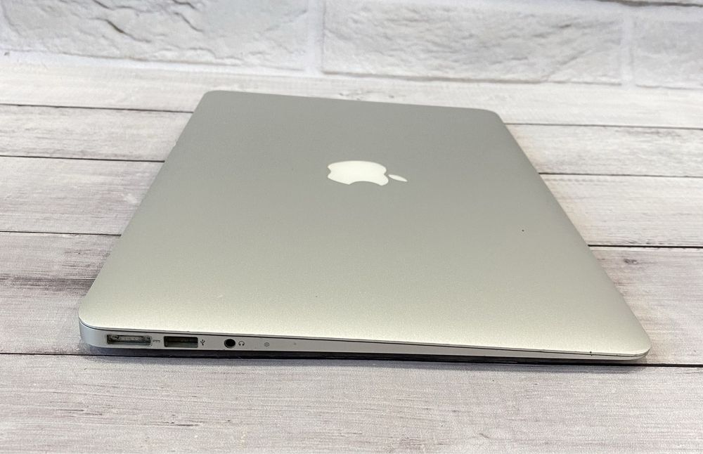 Apple MacBook Air 2012 (A1466) 13.3’’ i5 4GB ОЗУ/ 64GB SSD (r1540)