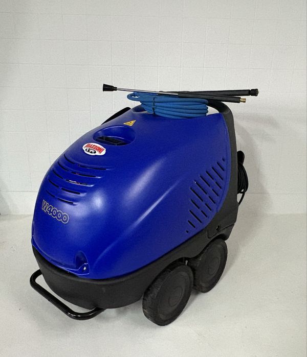 Lavadora Alta Pressão Mazzoni w4000 com Caldeira NOVA