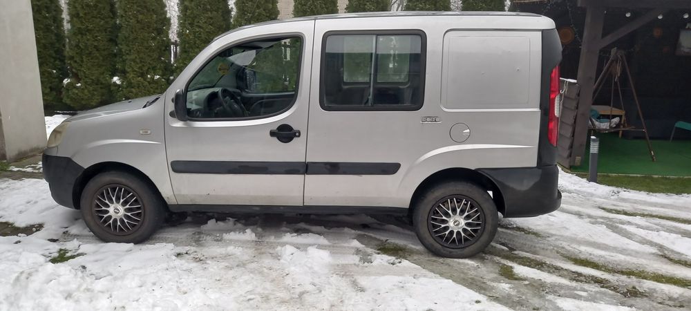Fiat Doblo 1.9 multijet 2006 rok