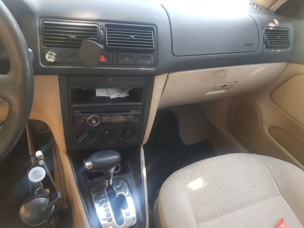 Volkswagen Golf IV 1,9TD kombi automat 2002r