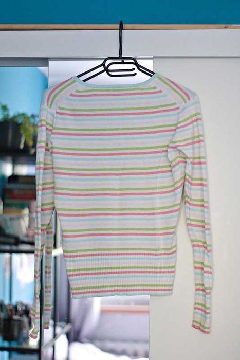 100% bawełna tęczowy sweter z dekoltem V Montego coquette