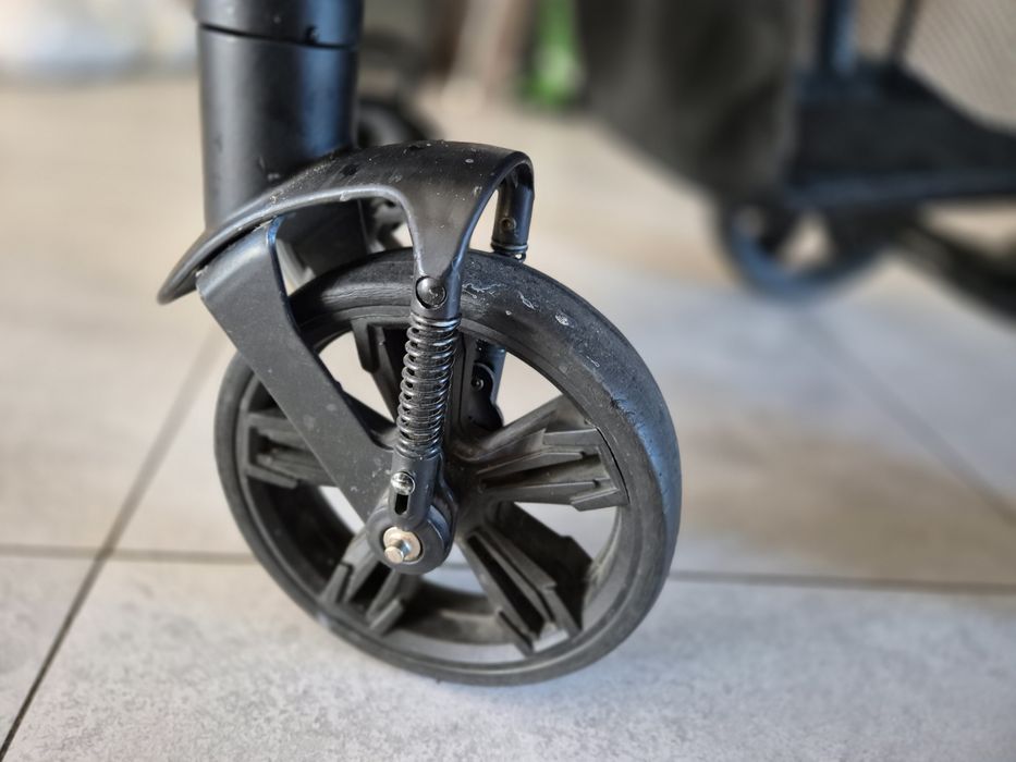 Spacerówka wózek Lionelo Annet niebieska