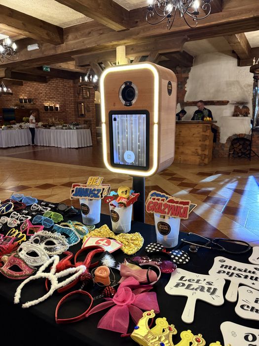 Miny dymne, wiatraki iskier, fontanny iskier, fotobudka