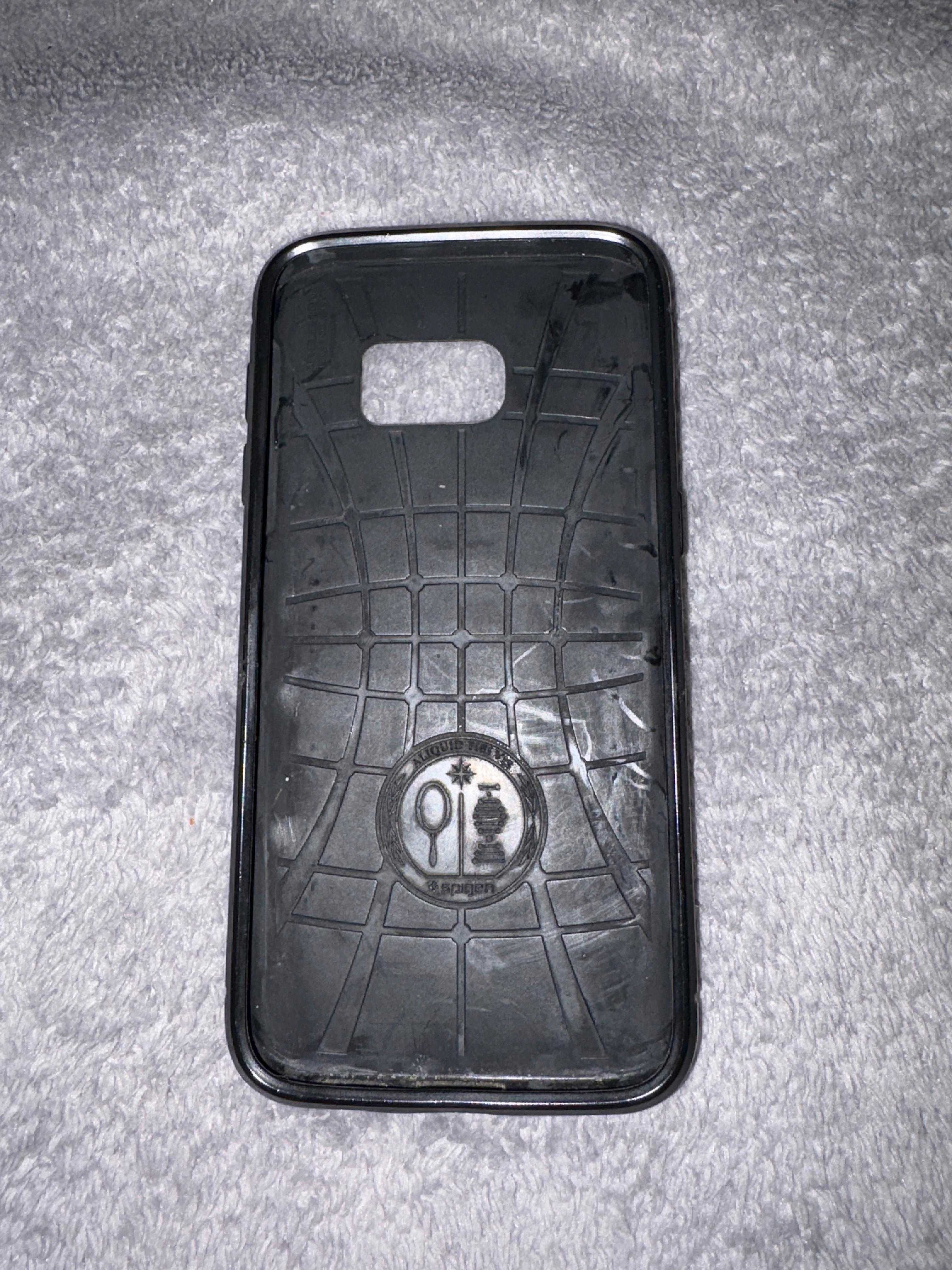 Etui/Case na Samsung Galaxy S7 Spigen Rugged Armor