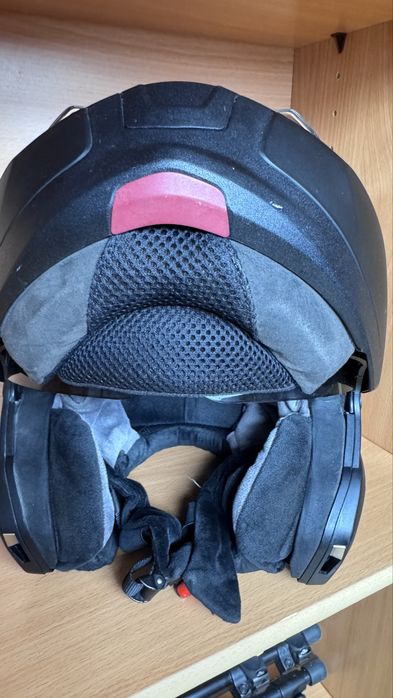 Capacete BMW com visor se sol