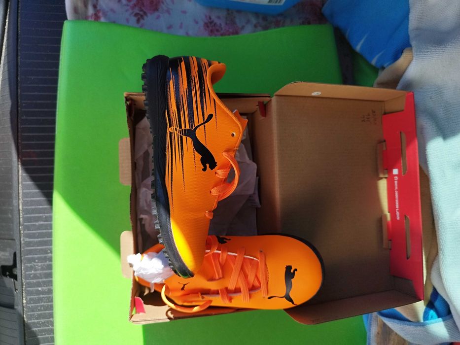 Chuteiras puma novas para sintético para criança