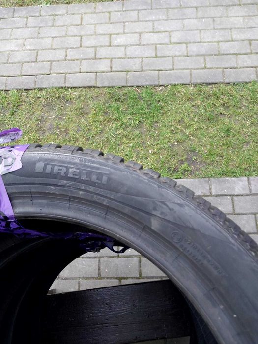 Sprzedam nowe opony Pirelli Cinturato All Season SF 2.   235/45/r19