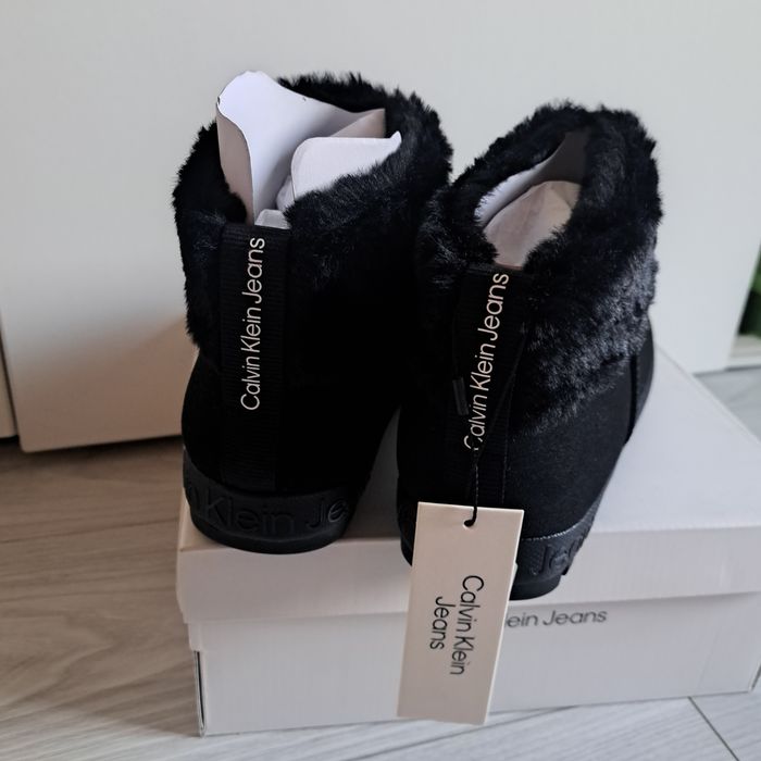 Уггі, чоботи,  напівчоботи Calvin Klein, 37 розмір.