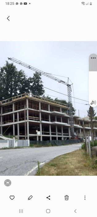 Grua automontante 23