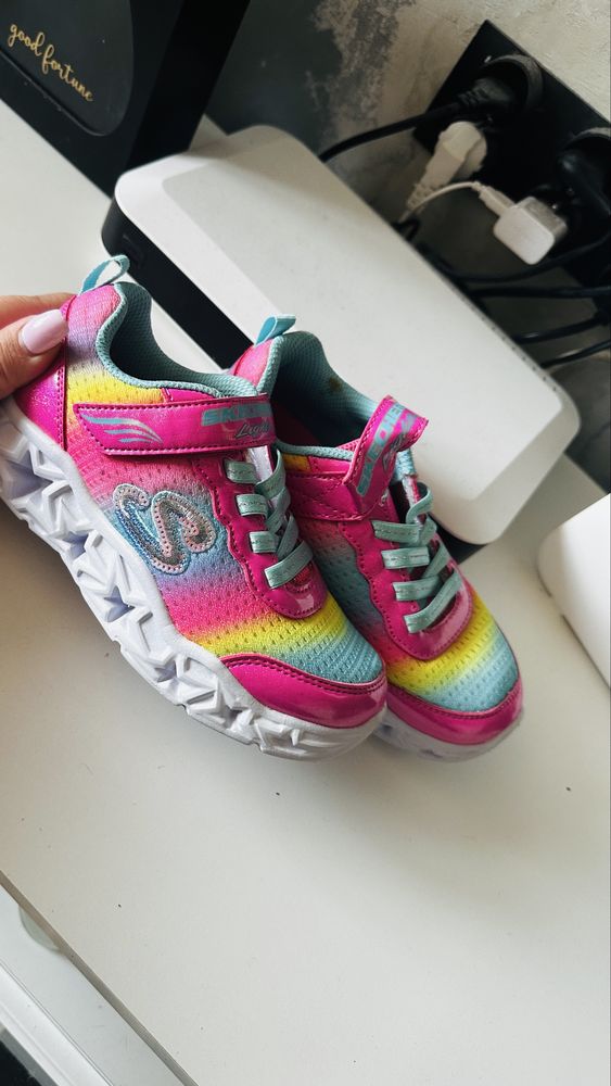 Buty świecące dla dziewczynki Sketchers