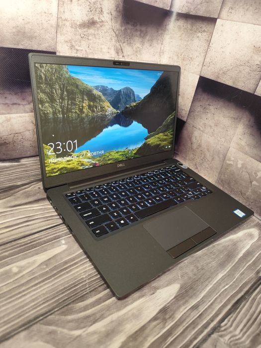 Dell 7300 FHD IPS I5 8365 16 ram 256 SSD Excellent Battery ноутбуки