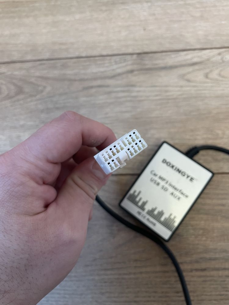 Adapter do usb, aux, sd card do Suzuki Swift