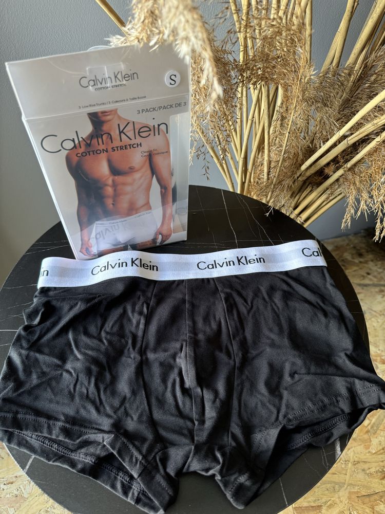 Труси Calvin Klein