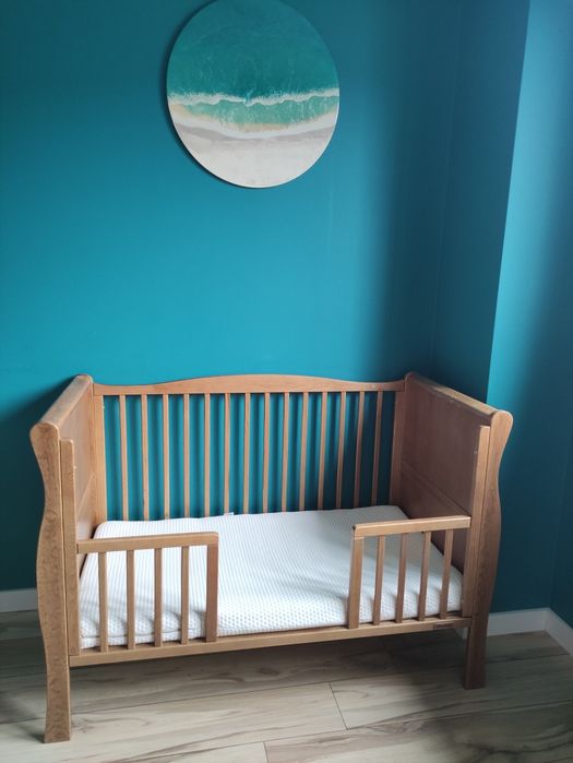 Łóżeczko/materace+przewijak