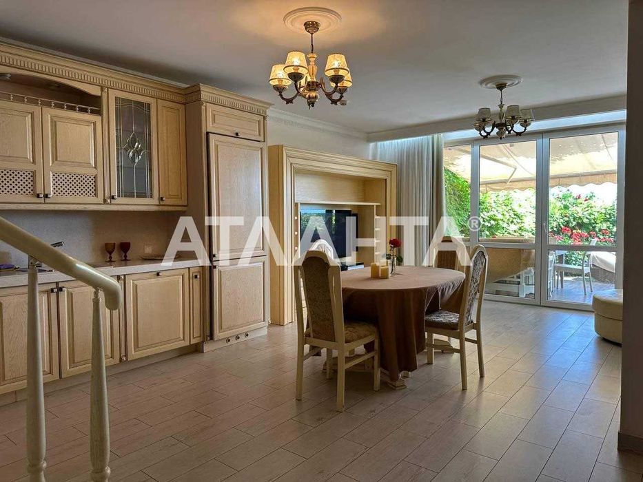 Сдается  в аренду дом в Совиньоне