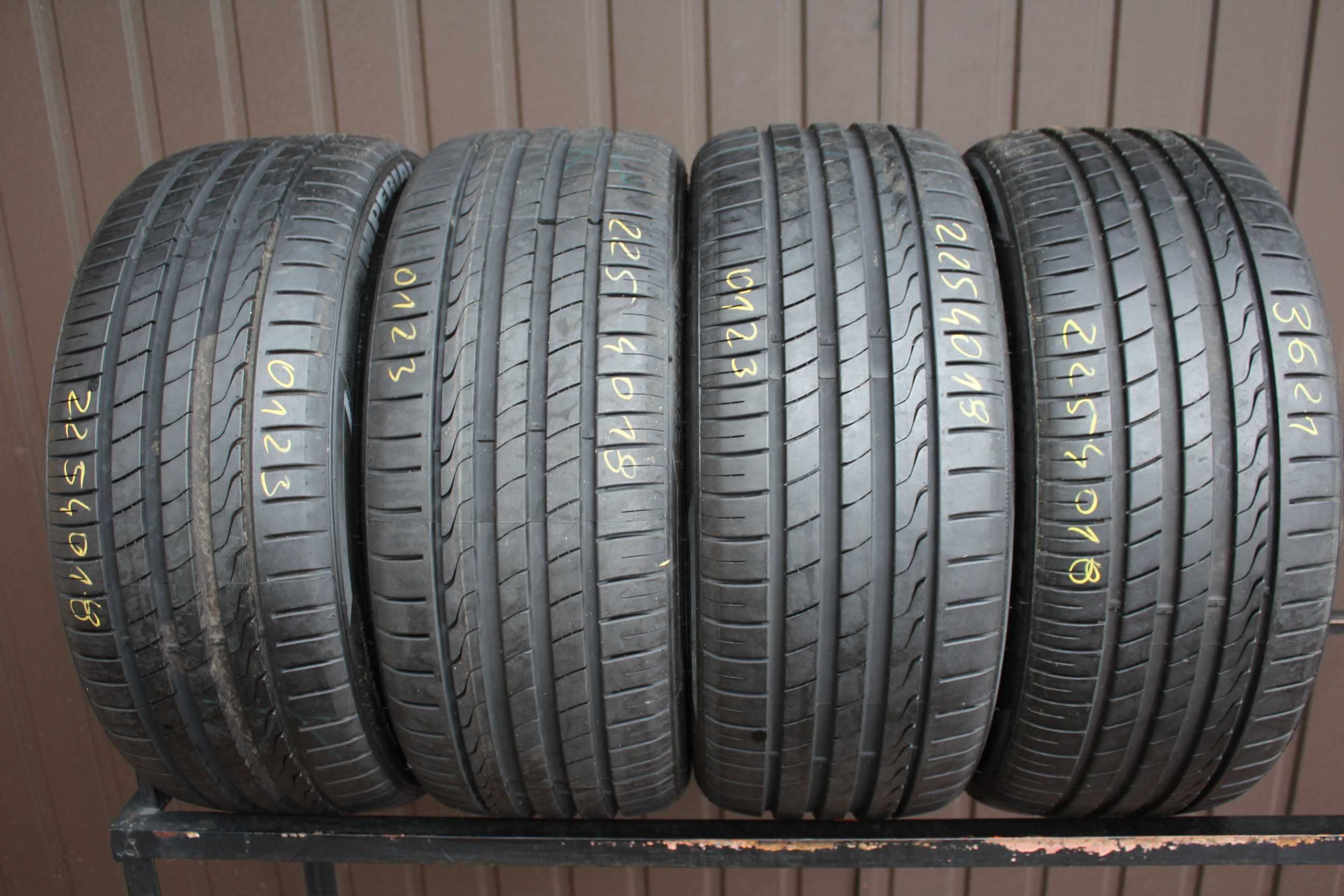 225 40 R18 Imperial Ecosport 2