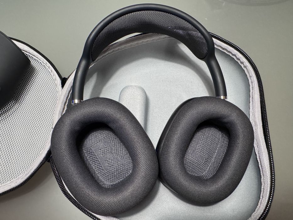 Airpods Max como novo