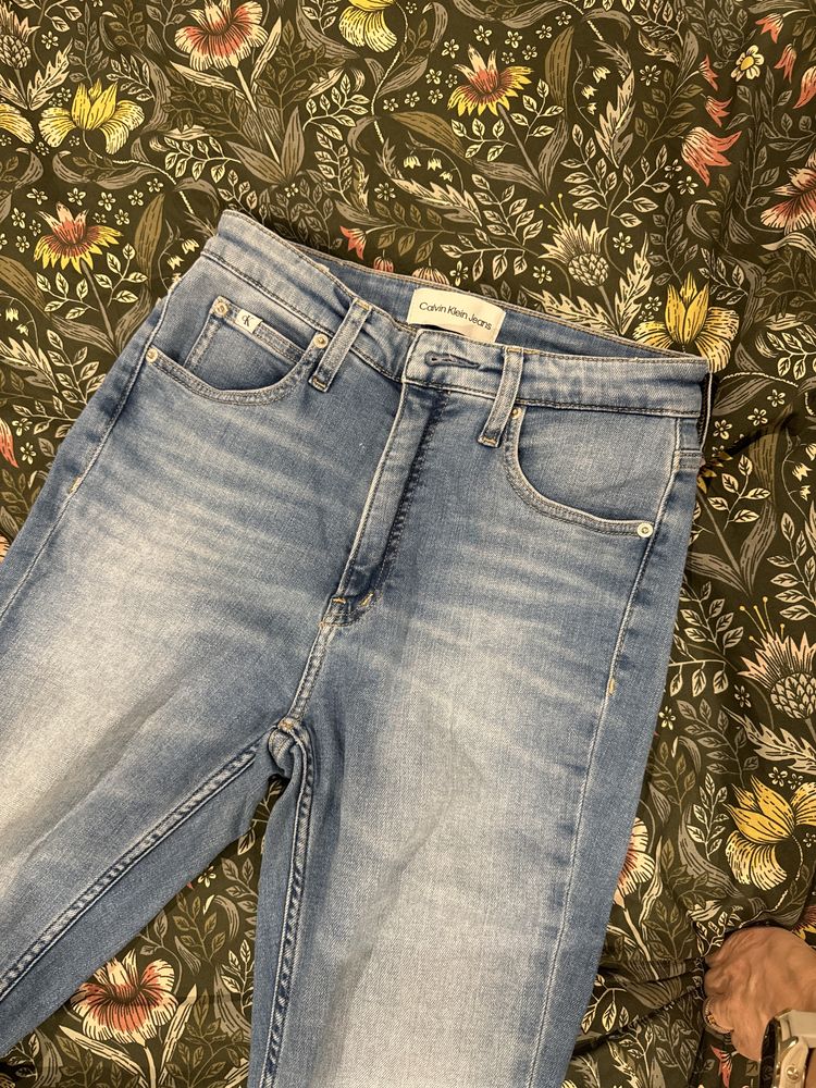 Spodnie Calvin Klein Jeans 27/30