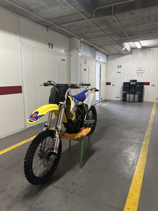 Suzuki RMZ250 Matriculada