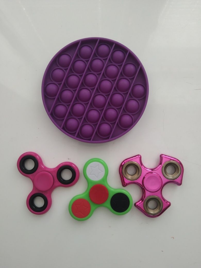 Figet toys (pop it i 3 spinery)