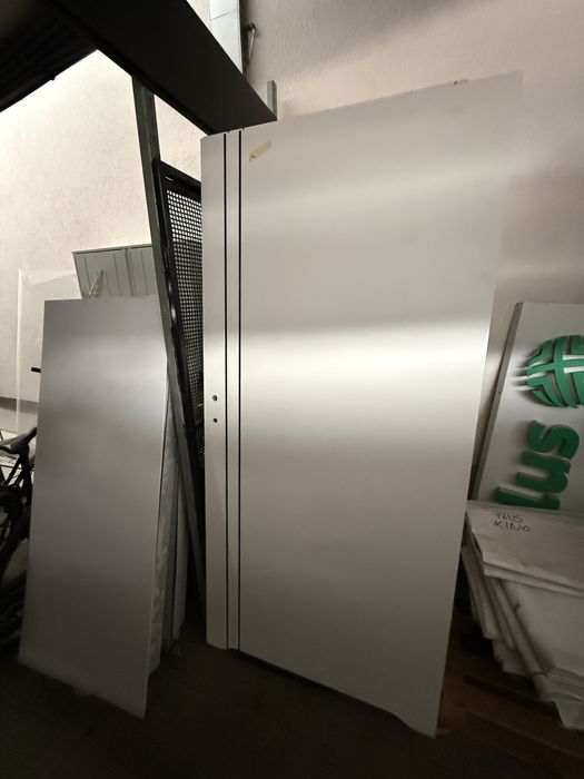 Drzwi przekładkowe z odpadu