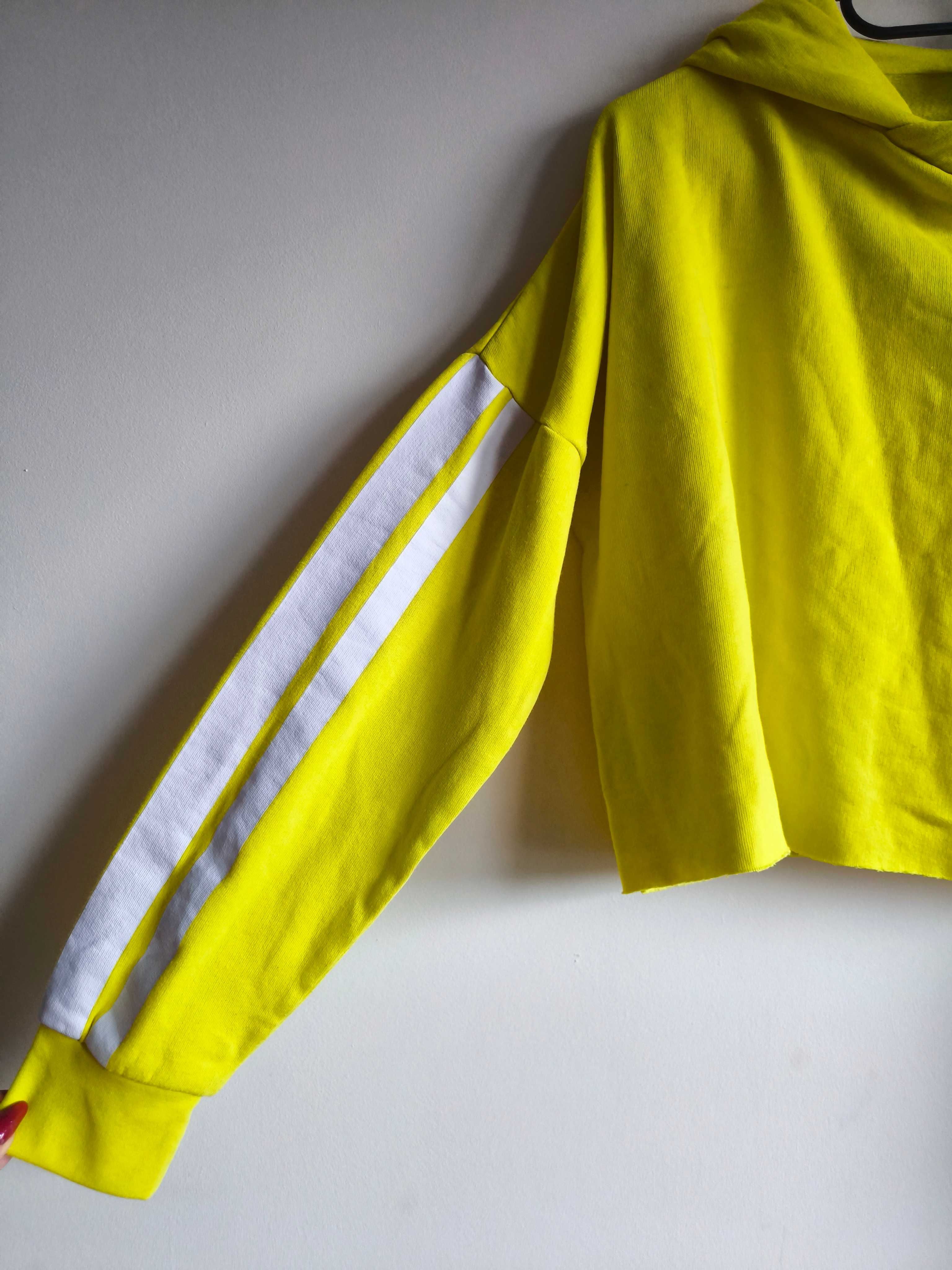 Stylowa żółta bluza marki Soc w rozmiarze S (36)