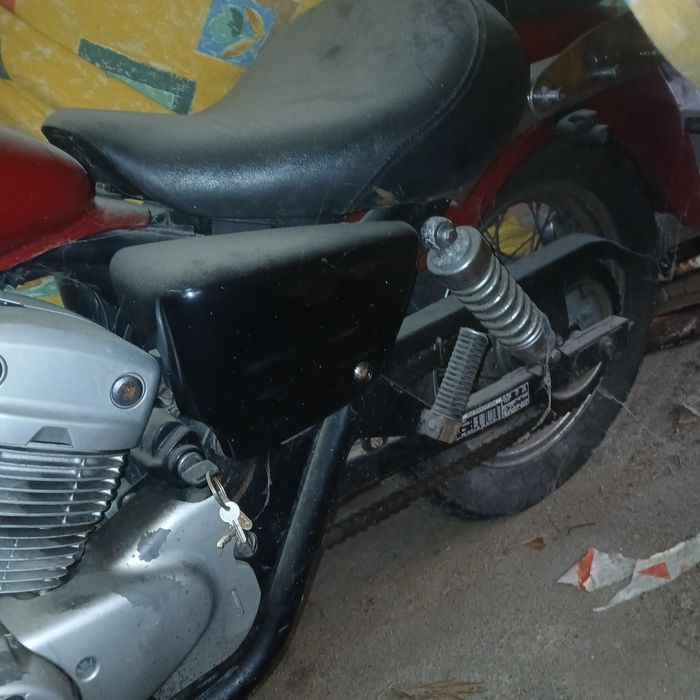 Vendo mota honda