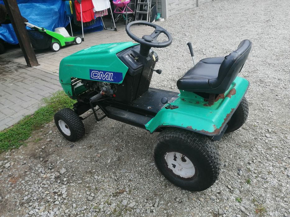 Kosiarka traktorek MTD