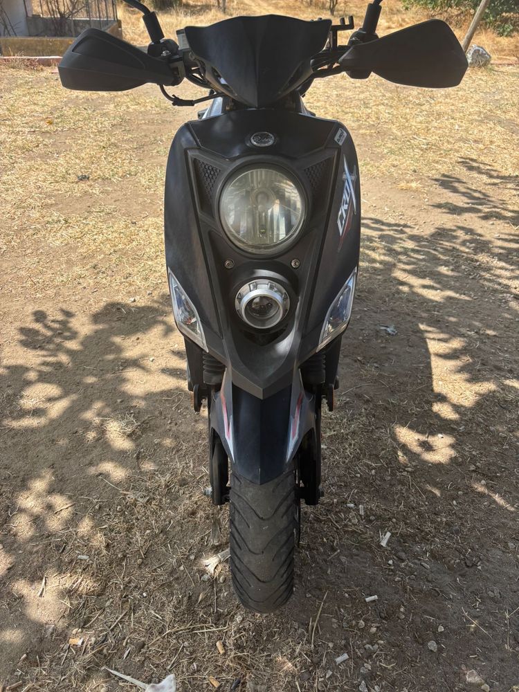 Scooter Sym Crox 50