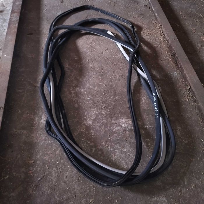 schowek siedzenia tapicerka uszczelki drzwi  passat b5 kombi fl