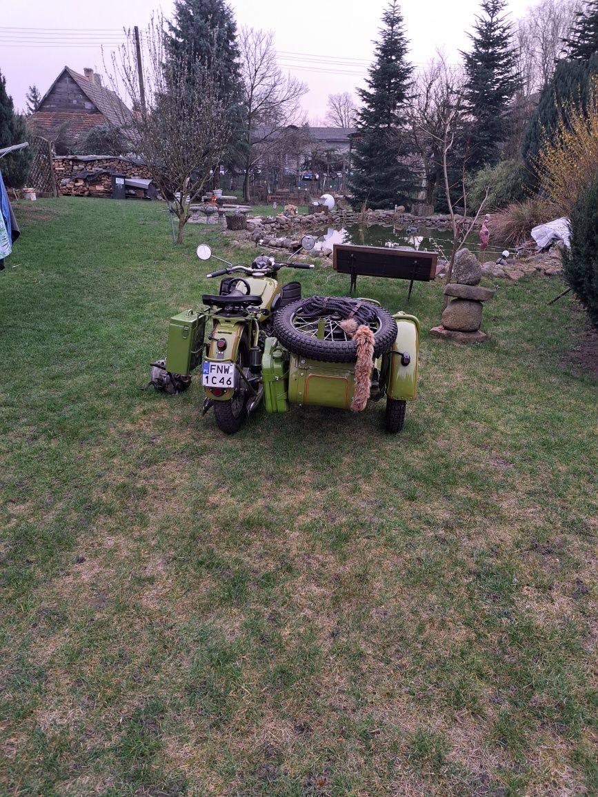 Motocykl z wózkiem bocznym