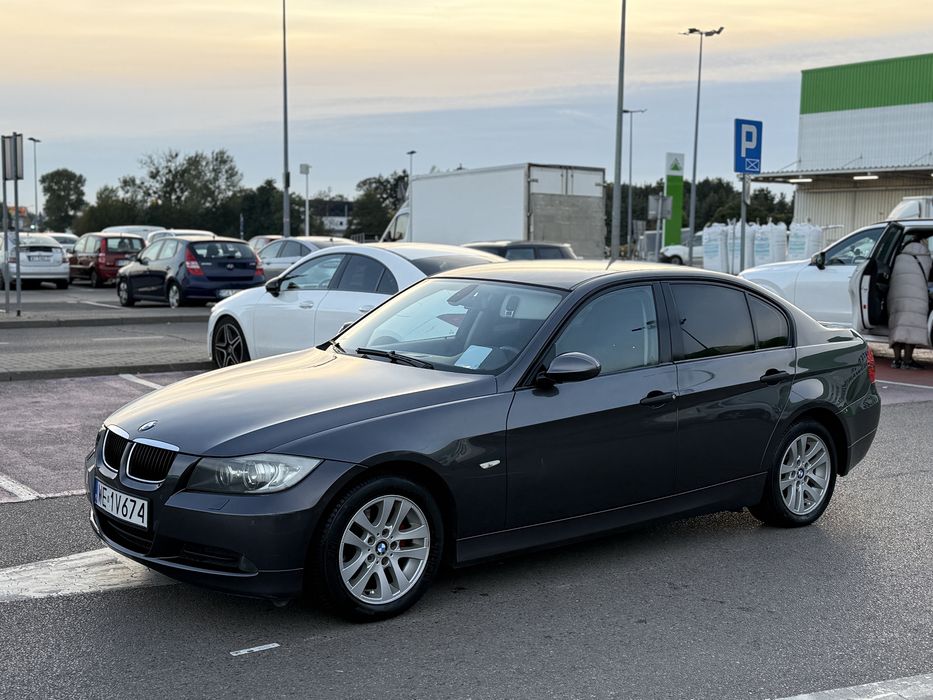 Bmw e90 Stan bardzo dobry!! Doiwestowany!! 2.0 beznyna