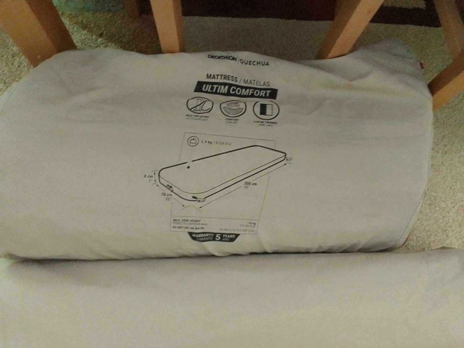 Łóżko polowe (kempingowe) QUECHUA SECOND  z materacem SAMOPOMPUJĄCYM