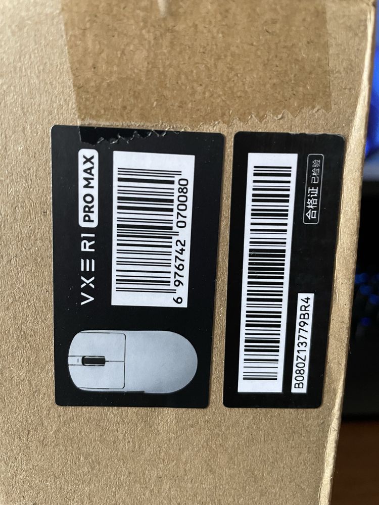 Ігрова бездротова компʼютерна мишка VGN VXE Dragonfly R1 Pro Max НОВА