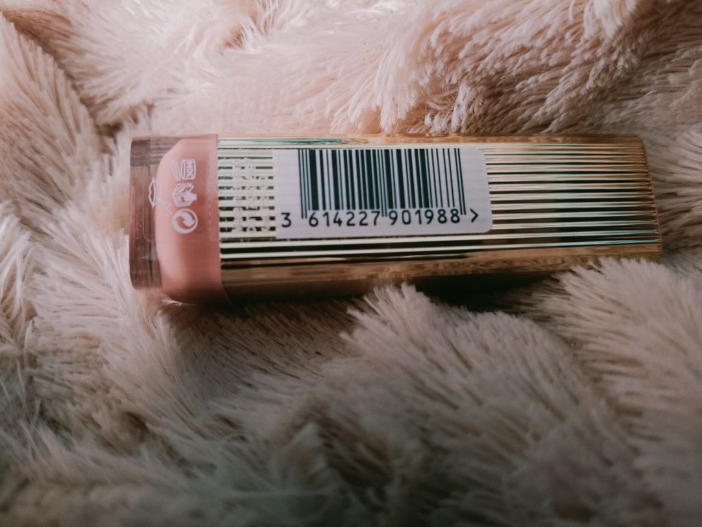 Max Factor Colour Elixir nawilżająca pomadka do ust 005 simply nude