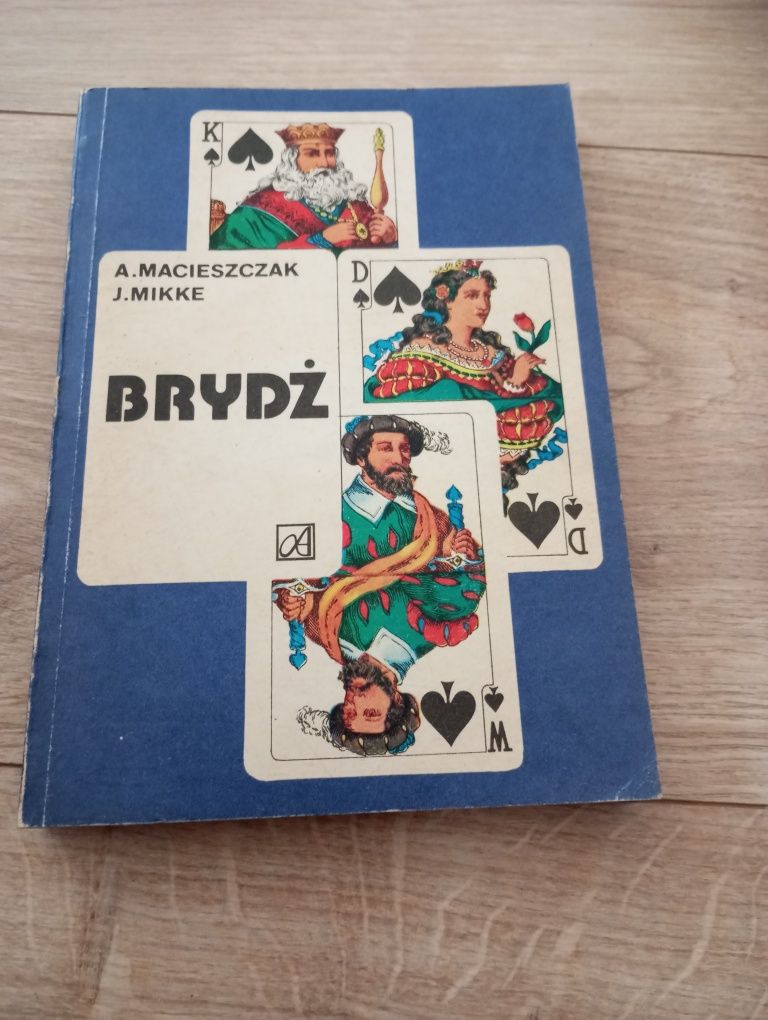 Brydż. Mikke, Mcieszczak