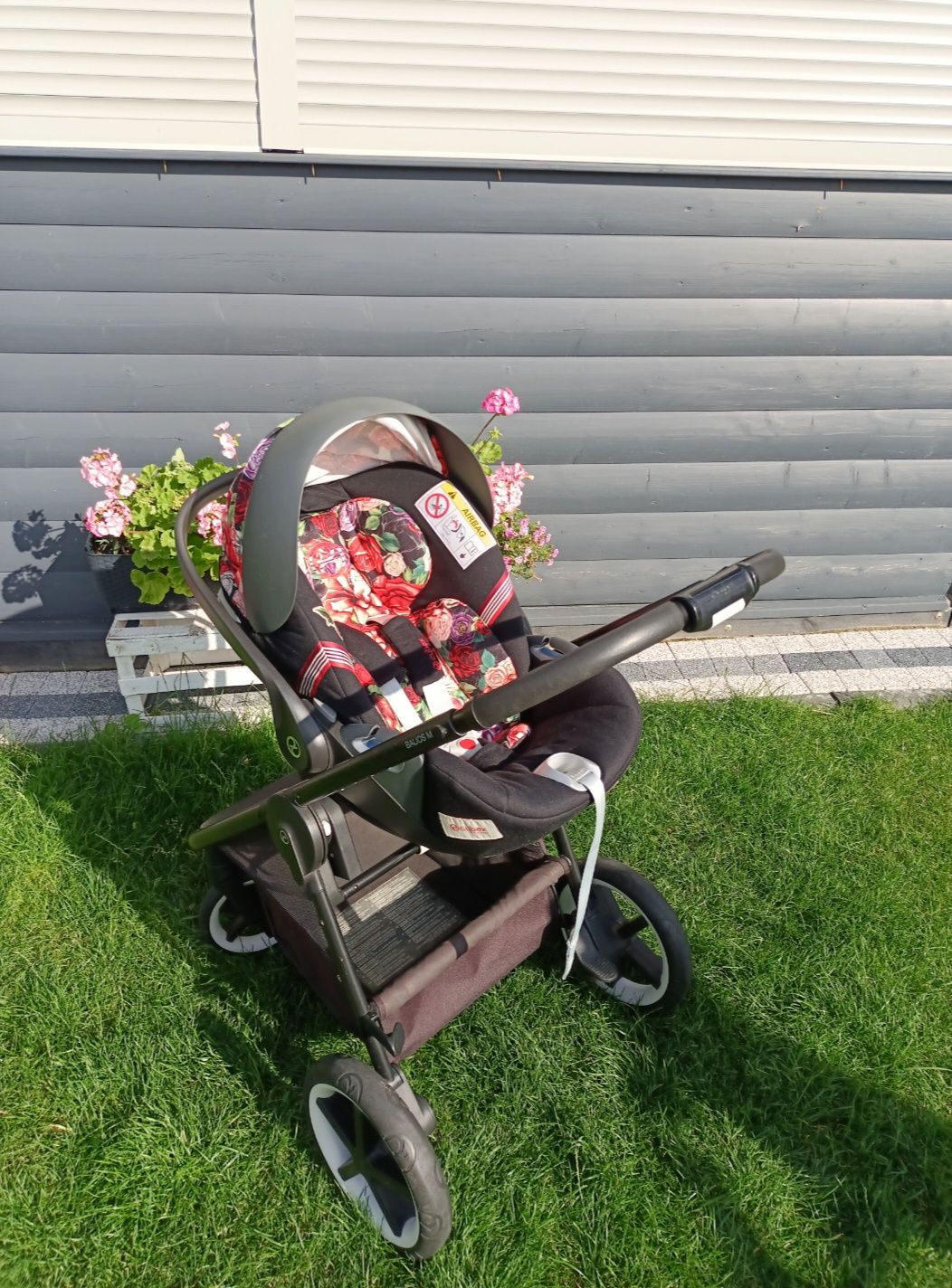 Cybex fotelik nosidełko cloud z i size spring bloossom