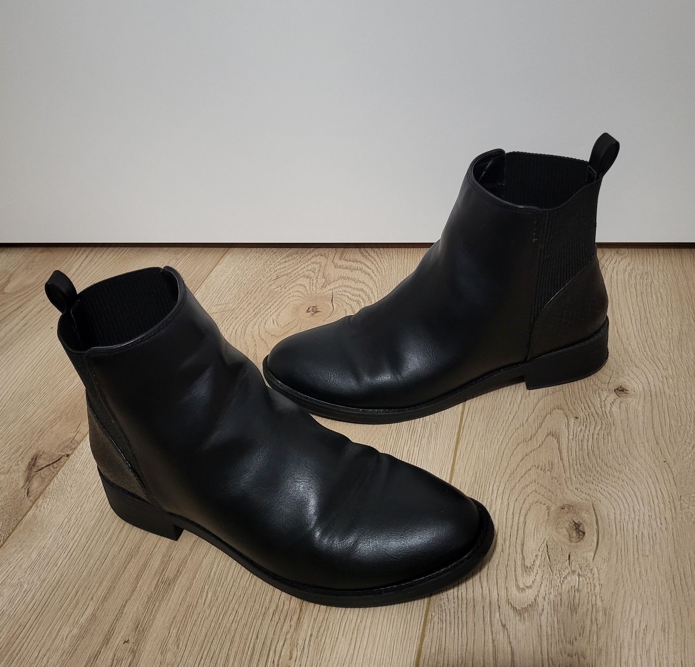 Czarne botki damskie 38. Klasyczne Botki 38. Botki damskie